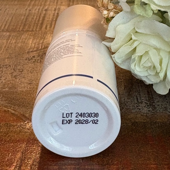 NEW Elta MD Skin Recovery AMINO ACID Foaming CLEANSER! - Picture 4 of 6